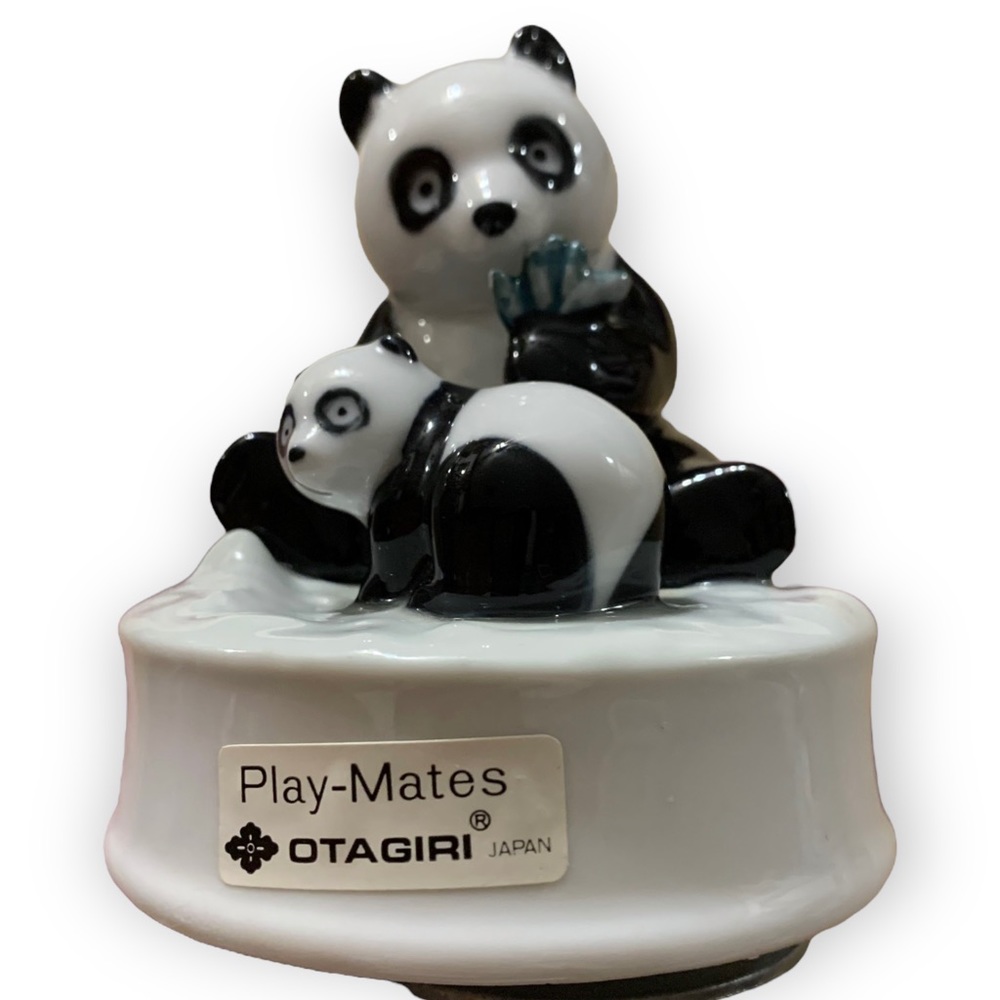 Vintage Ceramic Panda Bear Mama and Baby Cub Music Box. Plays Play Mates.